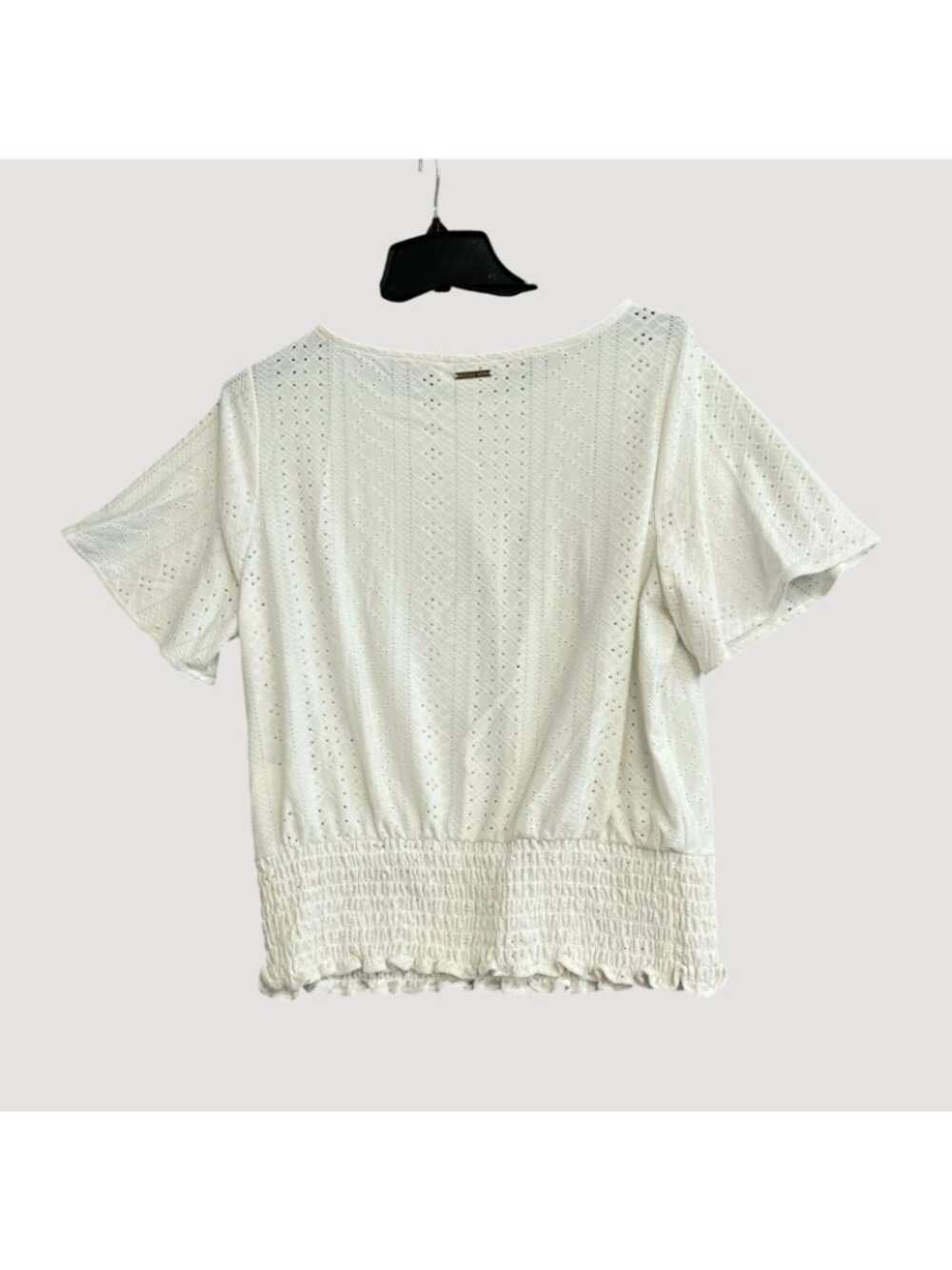 Michael  Kors Women's M White Eyelet Short Sleeve Smocked Hem Top P0432 - Picture 2 of 8
